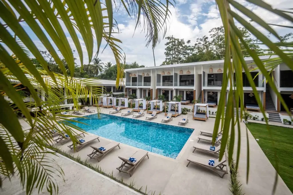 Day Pass at Hotel Lia Boutique Beachfront